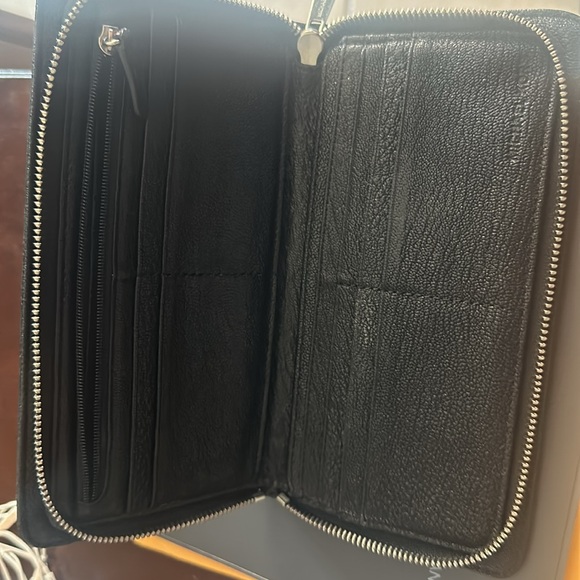 Wallet - Picture 3 of 5